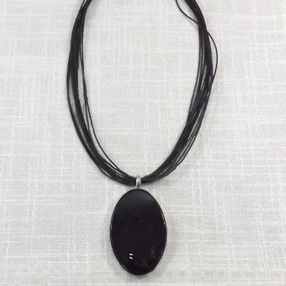 Vintage Black Glass Pendant Necklace - Picture 1 of 8